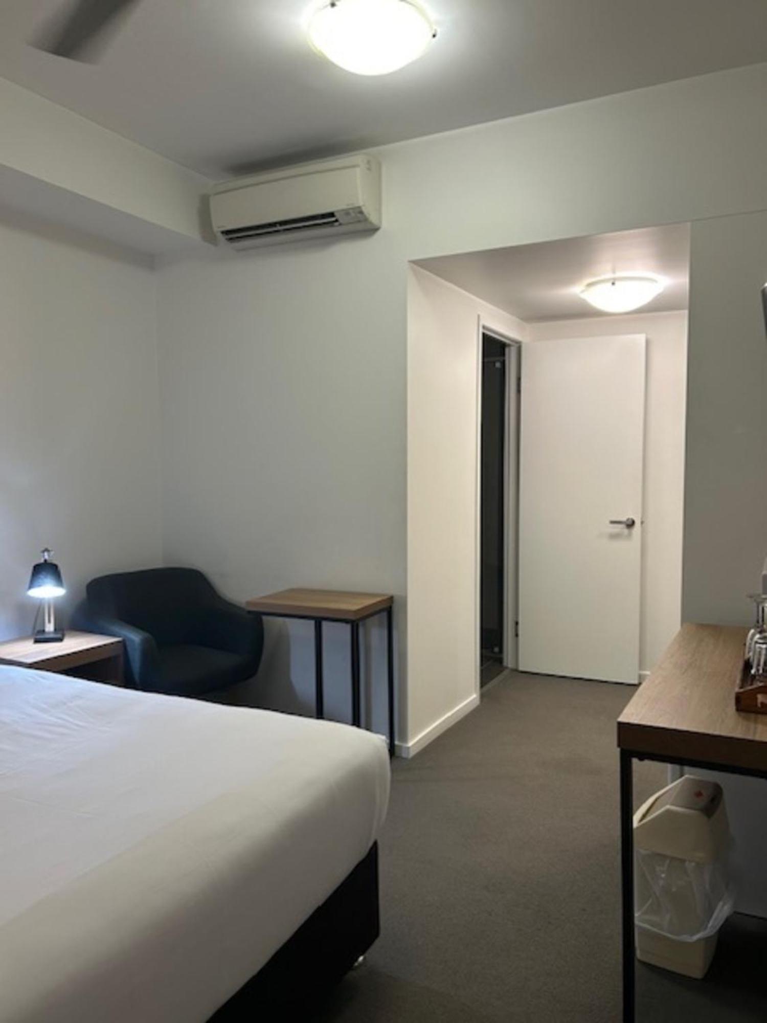 Central Holborn Apartments Townsville Habitación foto